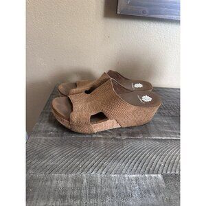 Yellow Box Avenoir Wedge Sandals Size 7.5 Women’s